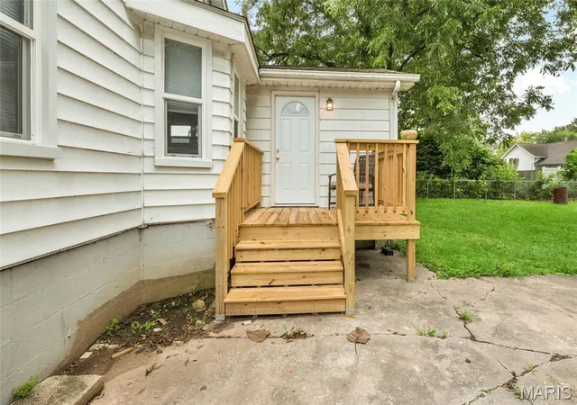 4th image of 604 Stryker Ave, Jerseyville, IL 62052 | MLS# MIS26054323