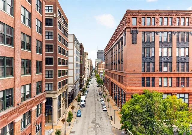 Photo 3 of Condo for sale at 1619 Washington Ave #802, St Louis, MO 63103 | MLS# MIS26054325 | Listing updated on 2026-08-22