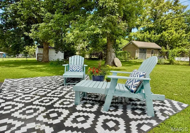 33rd image of 4913 Chateau Dr, Godfrey, IL 62035 | MLS# MIS26054328