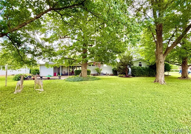 4th image of 319 Fillmore St, Worden, IL 62097 | MLS# MIS26054351
