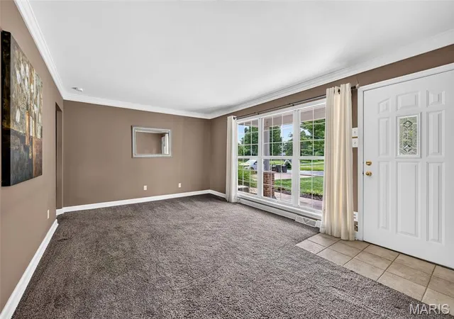 3rd image of 262 W Skyline Dr, Ballwin, MO 63011 | MLS# MIS26054359