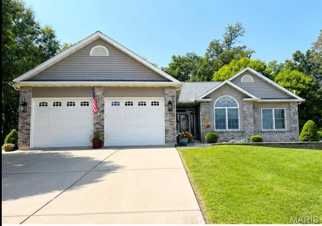 1st image of 212 Victoria Dr, Troy, MO 63379 | MLS# MIS26054374