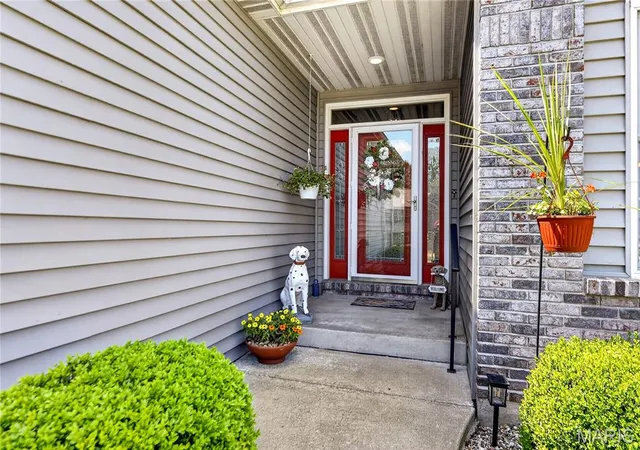 3rd image of 212 Victoria Dr, Troy, MO 63379 | MLS# MIS26054374