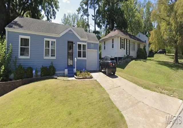 Photo 3 of Single family home for sale at 1426 Corinth Dr, Saint Louis, MO 63137 | MLS# MIS26054379 | Listing updated on 2026-09-26