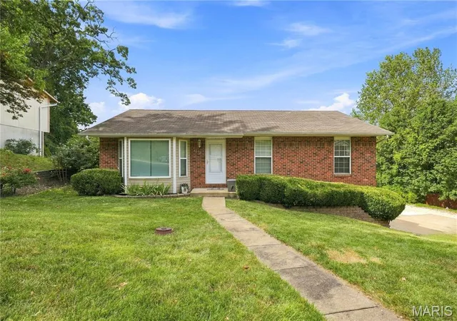 Photo 1 of Single family home for sale at 2059 Del Rio Dr, Arnold, MO 63010 | MLS# MIS26054392 | Listing updated on 2026-09-19