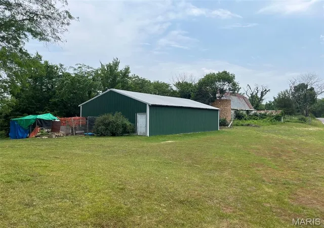 2nd image of 1671 Drake Ln, Robertsville, MO 63072 | MLS# MIS26054396