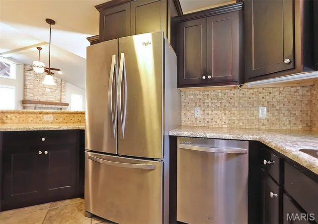 Photo 3 of Single family home for sale at 436 Squaw Valley Dr, Farmington, MO 63640 | MLS# MIS26054411 | Listing updated on 2026-10-21