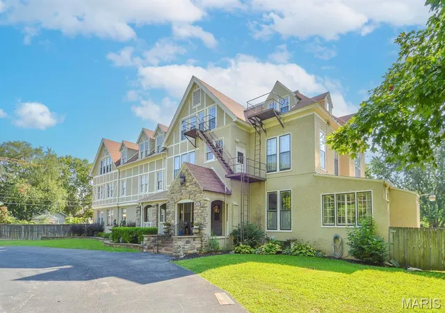 Photo 2 of Single family home for sale at 924 N Main Ave, Springfield, MO 65802 | MLS# MIS26054440 | Listing updated on 2026-09-13