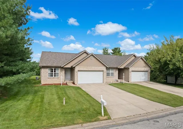 40th image of 424 Aaron Dr, Belleville, IL 62220 | MLS# MIS26054451