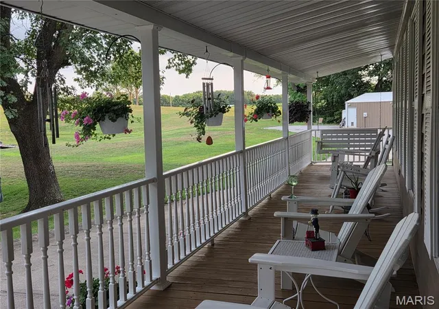 Photo 2 of Single family home for sale at 3025 Canman Ln, Columbia, IL 62236 | MLS# MIS26054458 | Listing updated on 2026-08-31