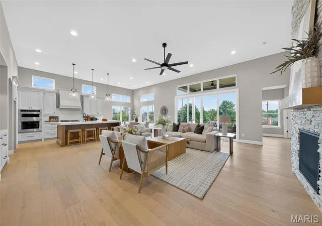 Photo 2 of Single family home for sale at 11913 Santino Ct, Creve Coeur, MO 63141 | MLS# MIS26054463 | Listing updated on 2026-09-03