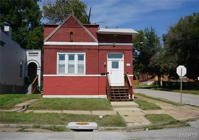 Photo 1 of Single family home for sale at 7201 Pennsylvania Ave, St Louis, MO 63111 | MLS# MIS26054466 | Listing updated on 2026-08-31