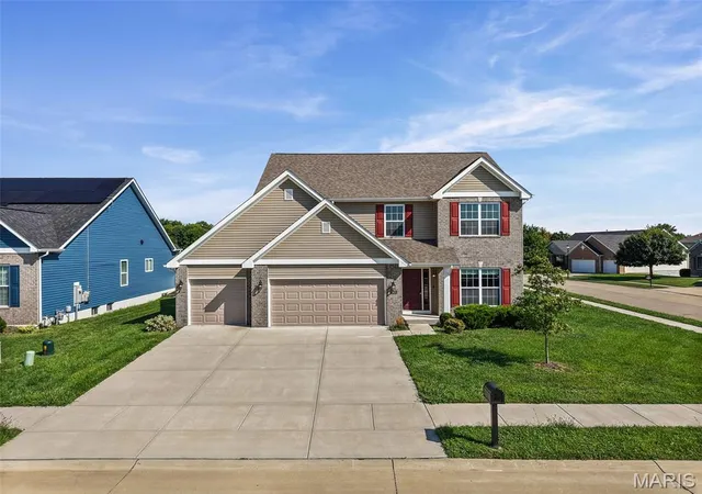 Photo 1 of Single family home for sale at 2625 Windsor Crst Ct, Belleville, IL 62221 | MLS# MIS26054474 | Listing updated on 2026-09-06