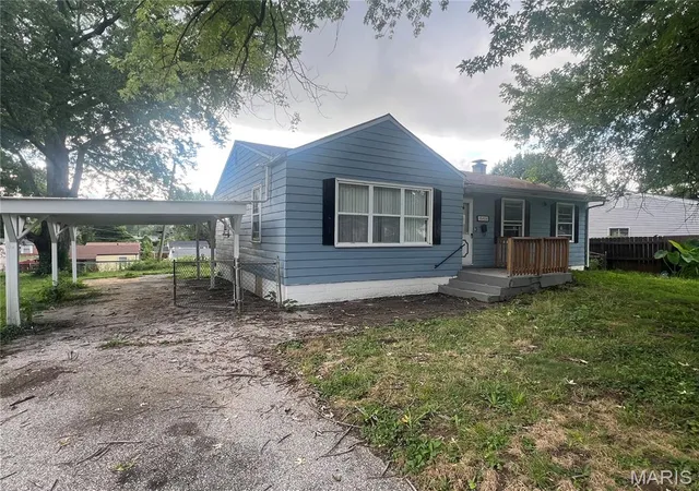 Photo 2 of Single family home for sale at 10206 Prince Dr, St Louis, MO 63136 | MLS# MIS26054485 | Listing updated on 2026-08-25