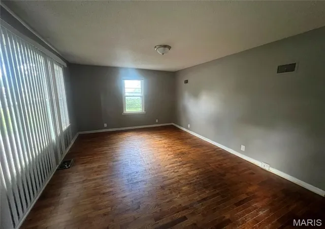Photo 3 of Single family home for sale at 10206 Prince Dr, St Louis, MO 63136 | MLS# MIS26054485 | Listing updated on 2026-08-25