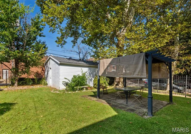 Photo 50 of Single family home for sale at 1103 Bellerive Blvd, St Louis, MO 63111 | MLS# MIS26054493 | Listing updated on 2026-10-09