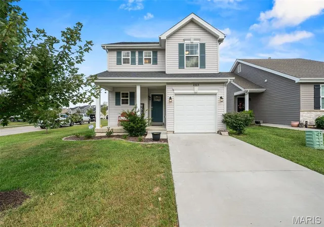 Photo 1 of Sale Pending at 2203 Windswept Farms Dr, Eureka, MO 63025 | MLS# MIS26054499 | Listing updated on 2026-09-04