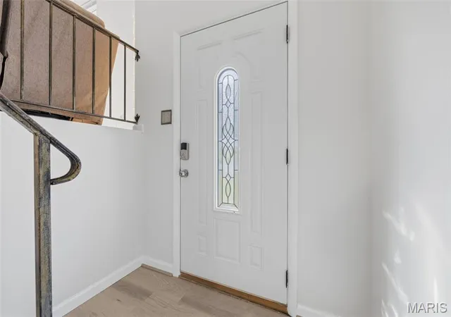 Photo 3 of Single family home for sale at 809 Ron Dr, Fenton, MO 63026 | MLS# MIS26054503 | Listing updated on 2026-10-09