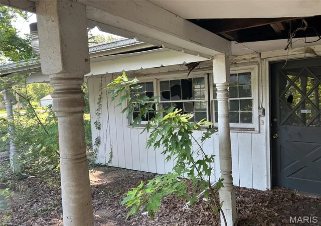 Photo 3 of Single family home for sale at 11823 Larimore Rd, St Louis, MO 63138 | MLS# MIS26054511 | Listing updated on 2026-08-24