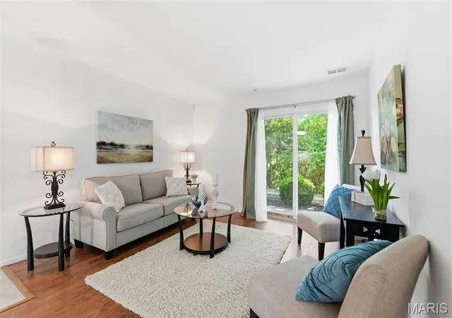 Photo 2 of Condo for sale at 12806 Portulaca Dr #B, St Louis, MO 63146 | MLS# MIS26054512 | Listing updated on 2026-09-28