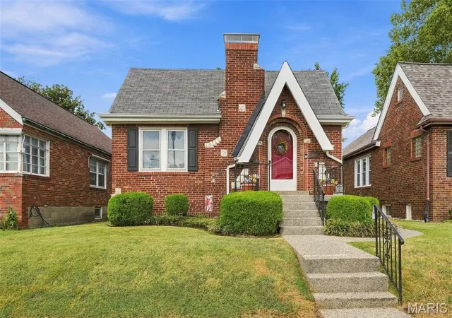 Single family home for sale at 6437 Pernod Ave, Saint Louis, MO 63139 | MLS# MIS26054547