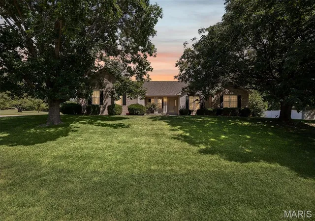 Photo 2 of Single family home for sale at 2036 Cedarwood Trl, Belleville, IL 62226 | MLS# MIS26054550 | Listing updated on 2026-09-06