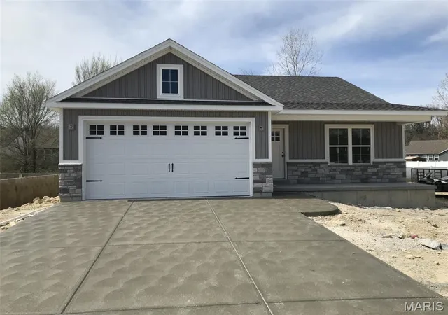 3rd image of 1665 Flagstaff Dr, Festus, MO 63028 | MLS# MIS26054574