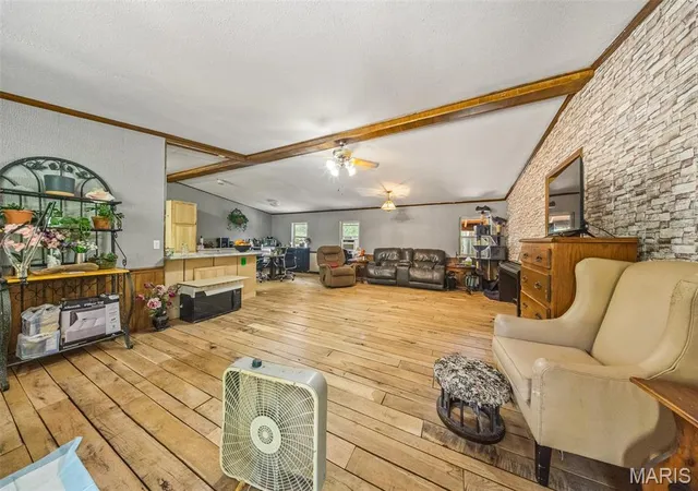 Photo 4 of Manufactured home for sale at 12502 Bell Rd, Roby, MO 65557 | MLS# MIS26054580 | Listing updated on 2026-09-21