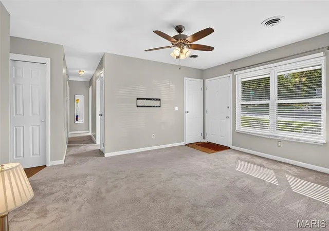 Photo 3 of Sale Pending at 2 Lone Elk Ln, St Peters, MO 63376 | MLS# MIS26054591 | Listing updated on 2026-09-28