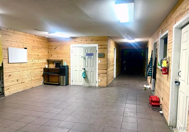 Photo 4 of Single family home for sale at 810 & 812 W Oak, Dexter, MO 63841 | MLS# MIS26054594 | Listing updated on 2026-09-01