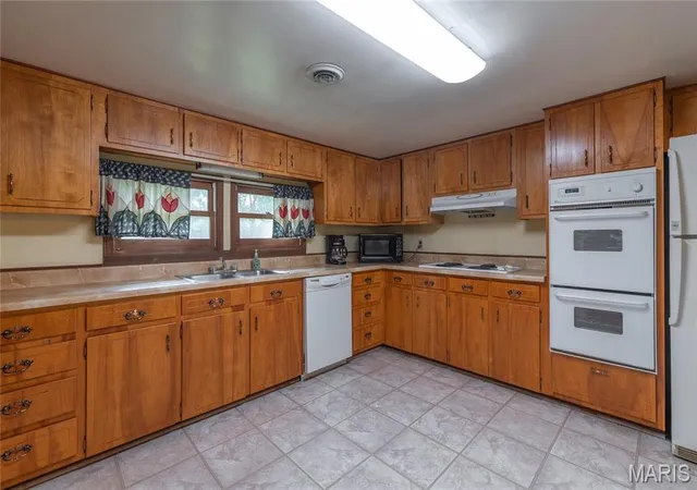 5th image of 15328 Cliff Road, Dixon, MO 65459 | MLS# MIS26054595