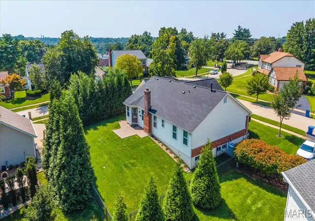 Photo 4 of Single family home for sale at 1346 Cherry Glen Ct, Chesterfield, MO 63017 | MLS# MIS26054596 | Listing updated on 2026-09-13