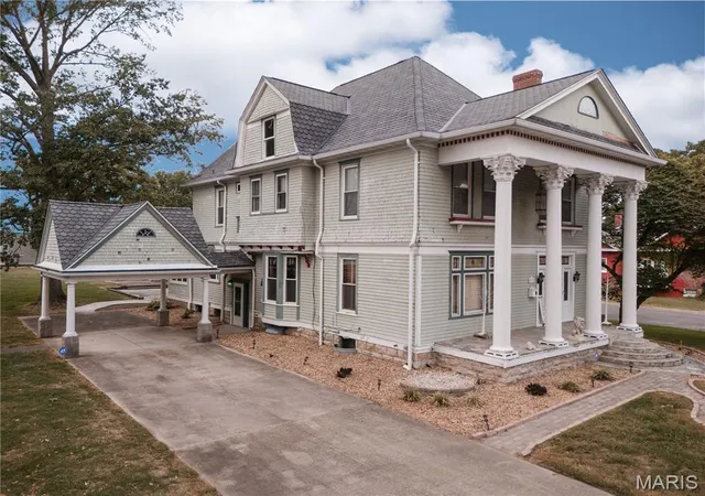 Photo 1 of Single family home for sale at 479 N Mill St, Nashville, IL 62263 | MLS# MIS26054597 | Listing updated on 2026-09-29