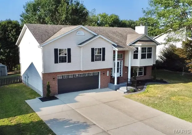 1st image of 929 Carla Dr, Troy, IL 62294 | MLS# MIS26054599