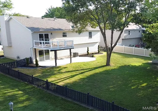 3rd image of 929 Carla Dr, Troy, IL 62294 | MLS# MIS26054599
