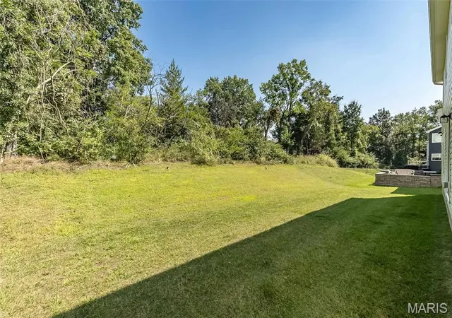 Photo 31 of Sale Pending at 1233 Joe Seibert Dr, Twin Oaks, MO 63011 | MLS# MIS26054601 | Listing updated on 2026-09-16