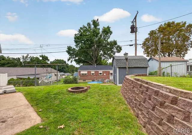 38th image of 101 E Donaldson Dr, St Louis, MO 63129 | MLS# MIS26054604