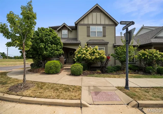 Photo 2 of Single family home for sale at 2700 Grover Xing Dr, Wildwood, MO 63040 | MLS# MIS26054616 | Listing updated on 2026-10-02