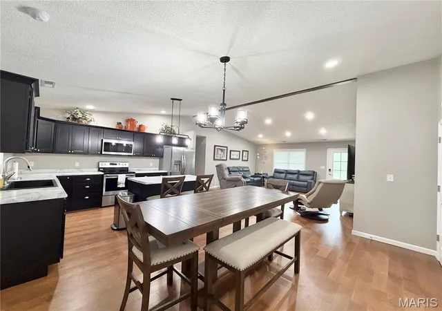 2nd image of 4010 Breckenridge Dr, Hannibal, MO 63401 | MLS# MIS26054626