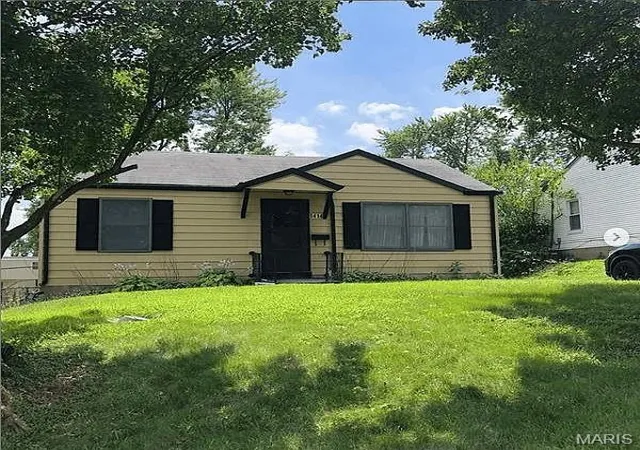 Photo 2 of Single family home for sale at 9414 Miriam Ave, Overland, MO 63114 | MLS# MIS26054629 | Listing updated on 2026-09-04