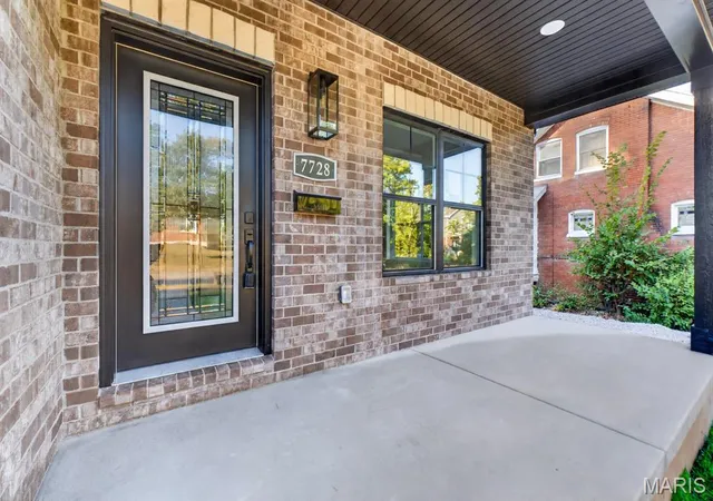 Photo 2 of Single family home for sale at 7728 Snowden Ave, Saint Louis, MO 63117 | MLS# MIS26054633 | Listing updated on 2026-10-20