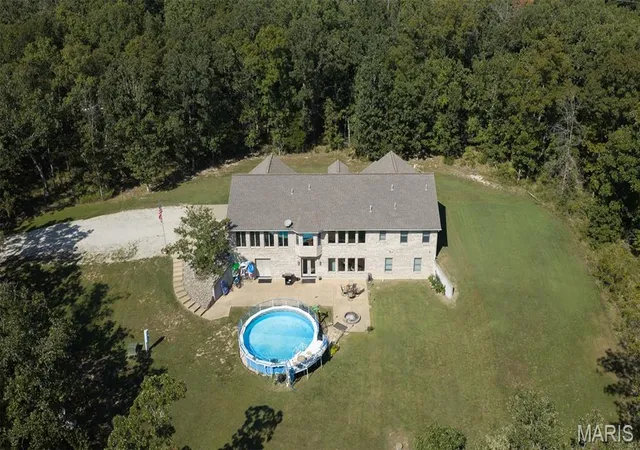 Photo 4 of Single family home for sale at 2202 Lindberg Rd, Cuba, MO 65453 | MLS# MIS26054634 | Listing updated on 2026-09-03