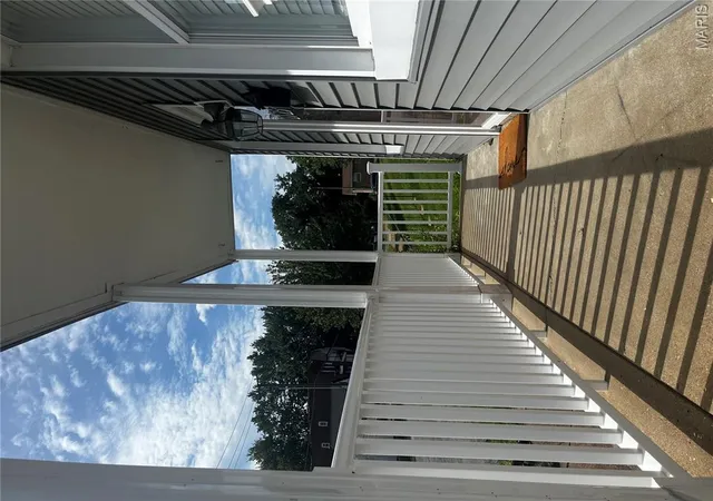 Photo 2 of Single family home for sale at 2725 January Ave, St Louis, MO 63139 | MLS# MIS26054643 | Listing updated on 2026-09-02