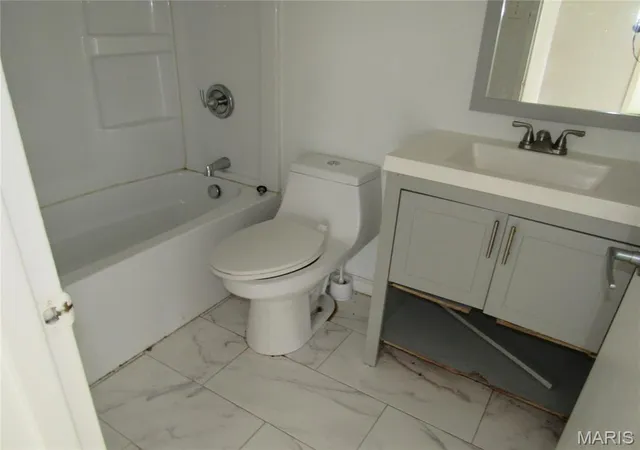 Photo 3 of Sale Pending at 10640 Old Halls Ferry Rd, Unincorporated, MO 63136 | MLS# MIS26054650 | Listing updated on 2026-09-05