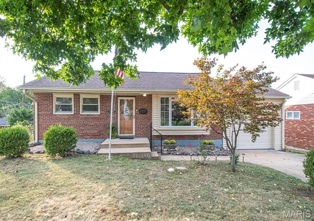 Photo 1 of Single family home for sale at 7045 Parkwood St, Saint Louis, MO 63116 | MLS# MIS26054653 | Listing updated on 2026-09-12
