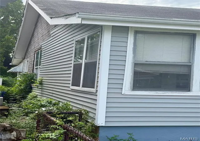 Photo 3 of Single family home for sale at 5832 Janet Ave, Jennings, MO 63136 | MLS# MIS26054659 | Listing updated on 2026-08-25