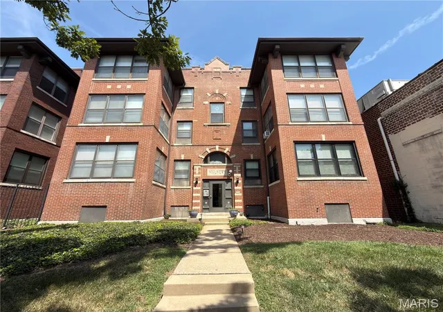 1st image of 5621 Pershing Ave #13, St Louis, MO 63112 | MLS# MIS26054662