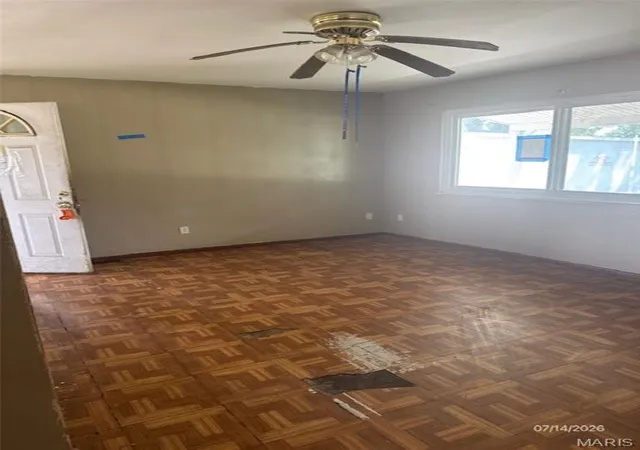 Photo 3 of Sale Pending at 604 W Jefferson St, O'fallon, IL 62269 | MLS# MIS26054682 | Listing updated on 2026-08-28