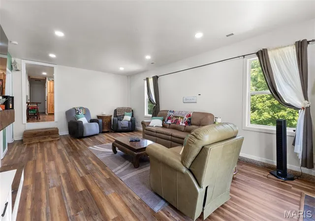 Photo 3 of Single family home for sale at 10548 W State Hwy 8, Potosi, MO 63664 | MLS# MIS26054685 | Listing updated on 2026-08-27