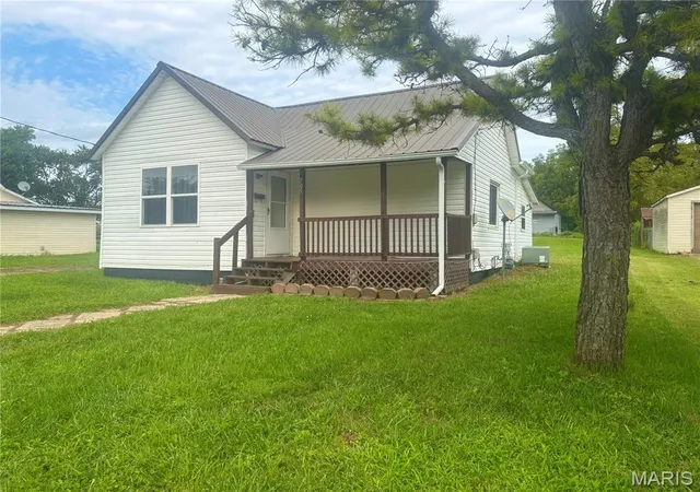 2nd image of 705 4th St, Park Hills, MO 63601 | MLS# MIS26054690